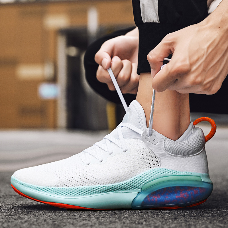 

New react Youth sports shoes men's odor-proof student running shoes fly weaving mesh breathable men trainer sneakers 39-46