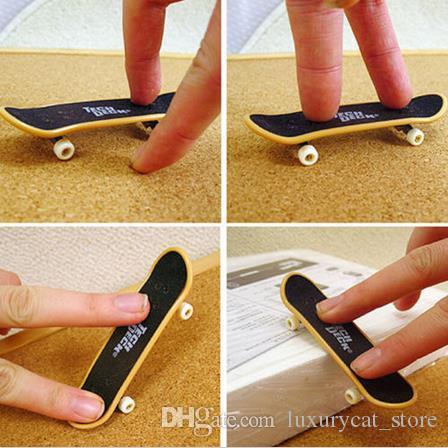 mini skateboards fingerboards