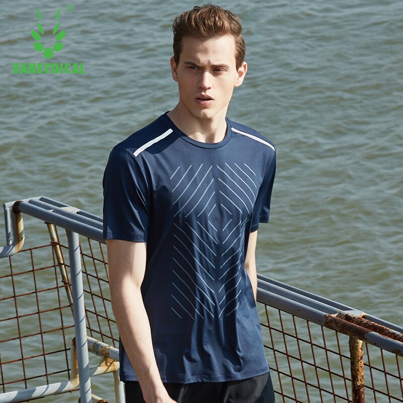 

Men Training Comfort Breathable 3D outdoor gym Fit Tee Polyester T-Shirt jogging Sports T-shirt, Black