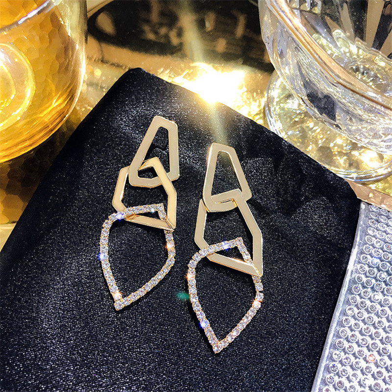 

FYUAN Fashion Lrregular GeometricDrop Earring for Women Exaggerate Golden Rhinestone Dangle Earring Wedding Jewelry Gifts