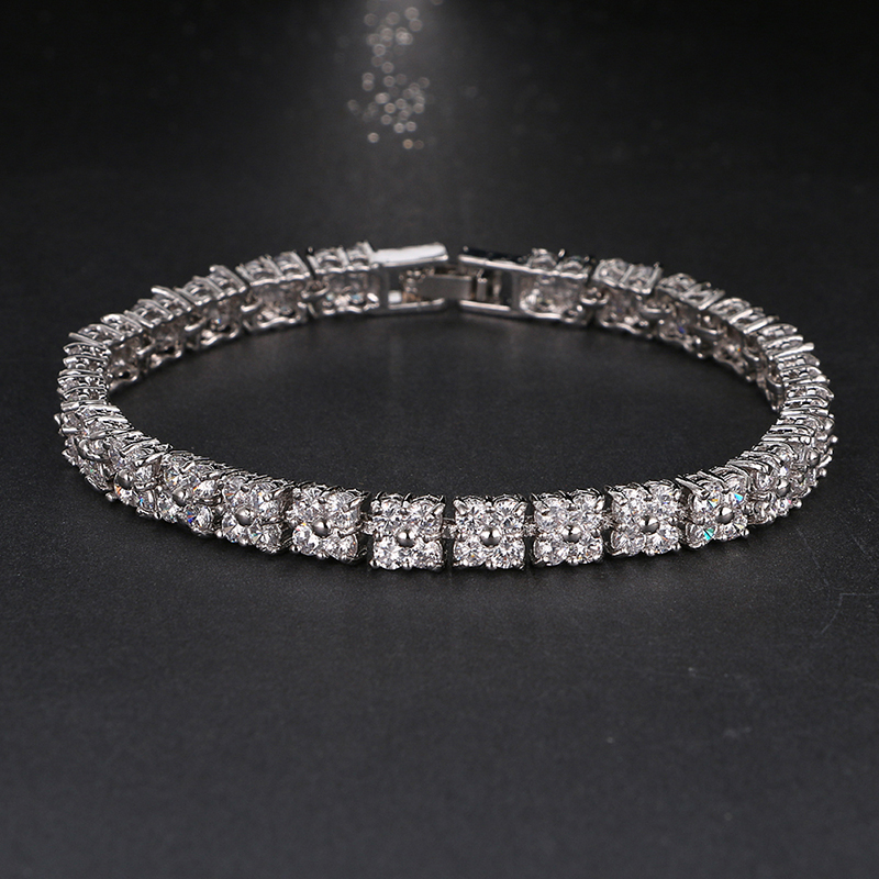 

Hot Sales Luxury Shining 6mm Square Cubic Zirconia Bracelets Cuff Bracelets Women Jewelry Party Gifts Factory Direct B-033