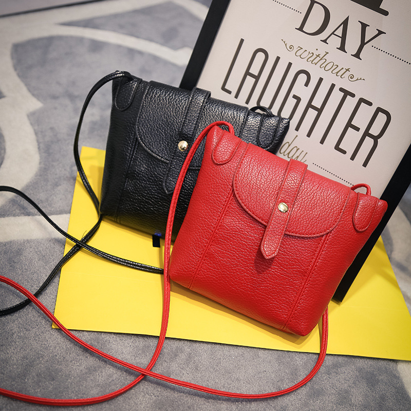 

Vintage Small Women Crossbody Bag Ladies Soft PU Leather Flap Style Shoulder Messenger Bag Girls Handbag Bolsas Phone Purse, Black