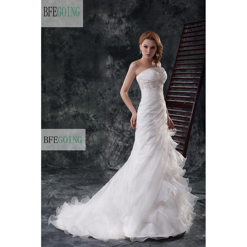 

White Organza Appliques Beading Sleeveless Floor-Length Mermaid/Trumpet Wedding dresses Strapless Lace up Custom made