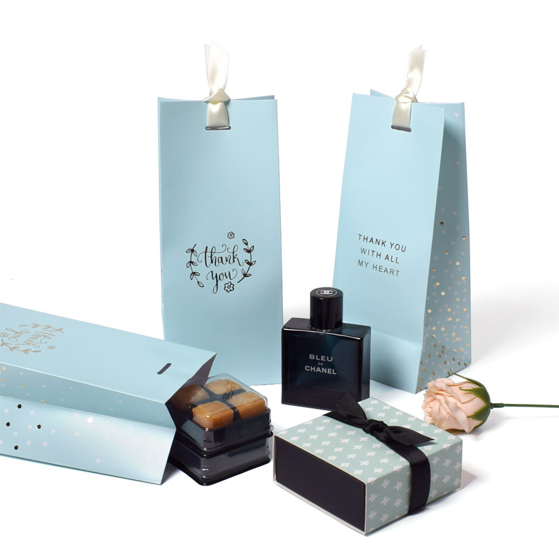 

10/20pcs Kraft Paper Bag Blue Bronzing Gifts Hand Bag Tie Silk Scarf Shopping Mini Tote New Year Christmas Gift Bags