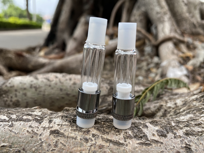 

Newest vape cartridges for thick oil tank galss pipe Ceramic Coil Vapor Cartridge Drip Tip Vaporizer 0.5ml 1ml Glass Vape Tanks Plastic Tube