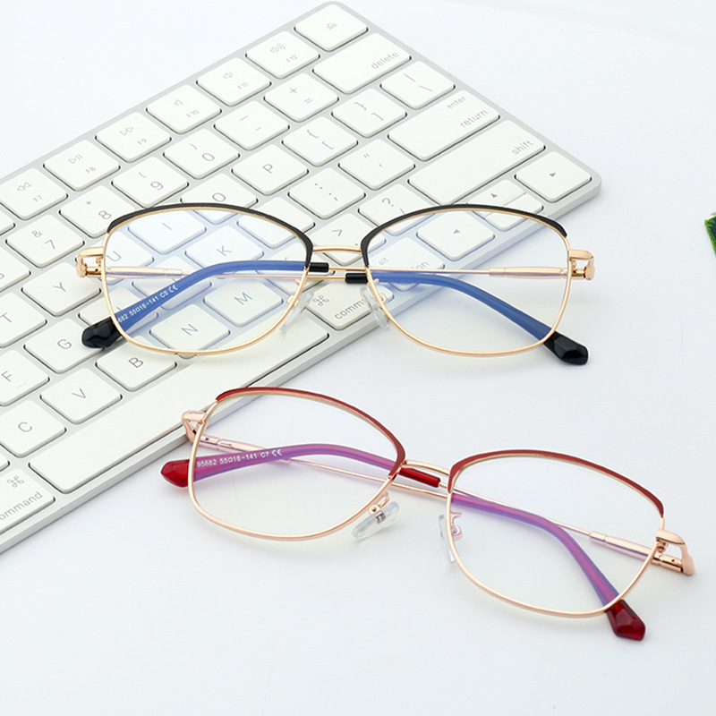 

Blue Light Blocking Cat Eyeglasses Frames Women Luxury Alloy Metal Prescription Glasses Frame Female Stylish Optical Eyewear FML