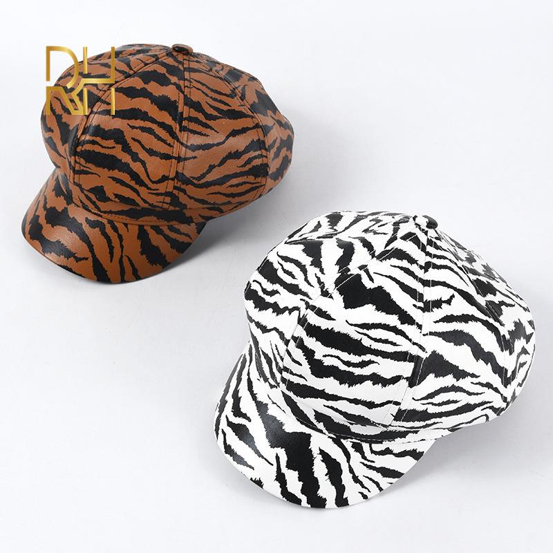 

Octagonal Cap Women PU Leather Beret Hats Women Vintage Leopard Print Winter Hats Fashion Painter Newsboy Cap RH, White