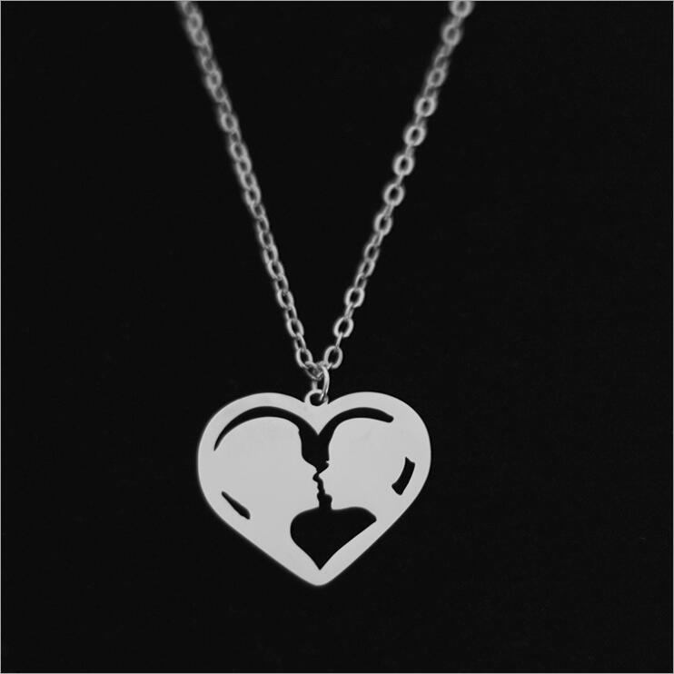 

Stainless steel love Lover's head portrait pendant necklace---2 colors free choice---Drop shipping