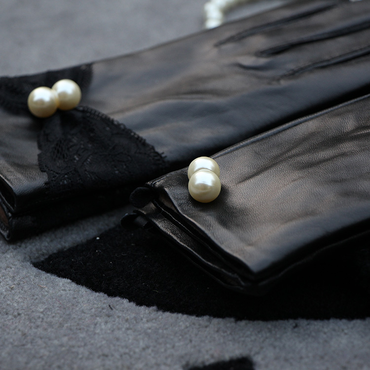 

Lambskin Gloves Short Paragraph Plus Cashmere Thickened Winter Warm Driving Lace Leather Gloves