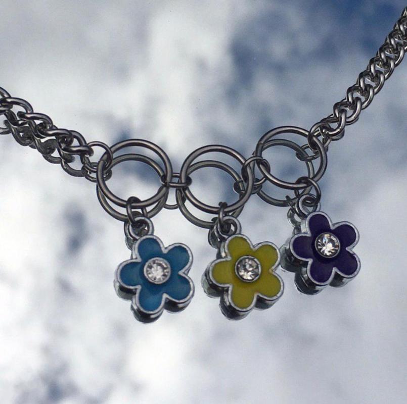 

Harajuku Flower Colorful Crystal Pendant Necklace For Women Girl Creative Fashion Punk Hip Hop Cartoon Choker Necklace Jewelry