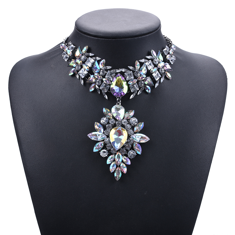 

Large Collar Choker Necklace Women Unique Starburst Crystal Flower Pendants Necklaces Jewelry Maxi Big Chunky Statement Necklace
