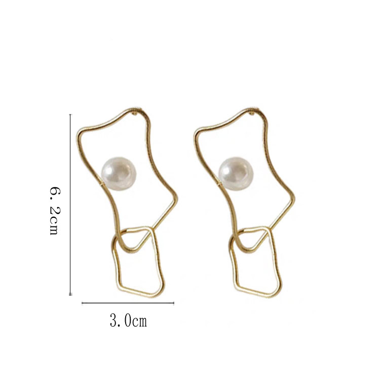 

Personality joker metal texture simple irregular shape earrings fashionable female personality street pat student earrings