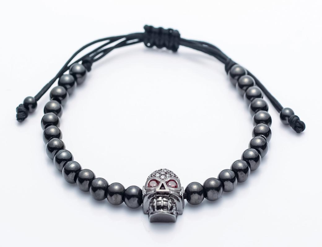 

Charm Bracelets Pop Personality Style And Ghost Head Features Bracelet For Male Or Female Jewelry.Free Adjustment Of Length