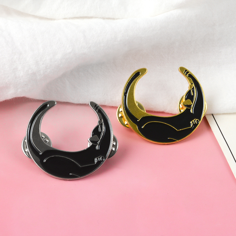 

Cat Crescent moon Enamel Pin Cute Animal Stretch Cat Brooches Witchcraft Lapel pins Black Wicca Jewelry Pins for Witches