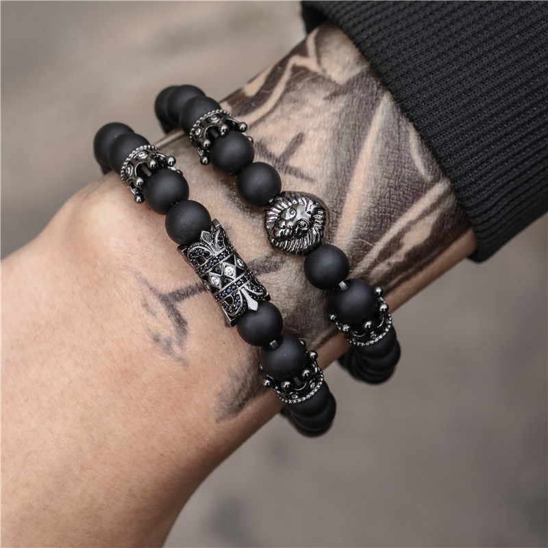 

Luxurious Pave CZ Lion Long Tube Crown Charm Couple Bracelet Fashion 8mm Black Matte Beaded Bracelet Sets For Men Jewelry Gift
