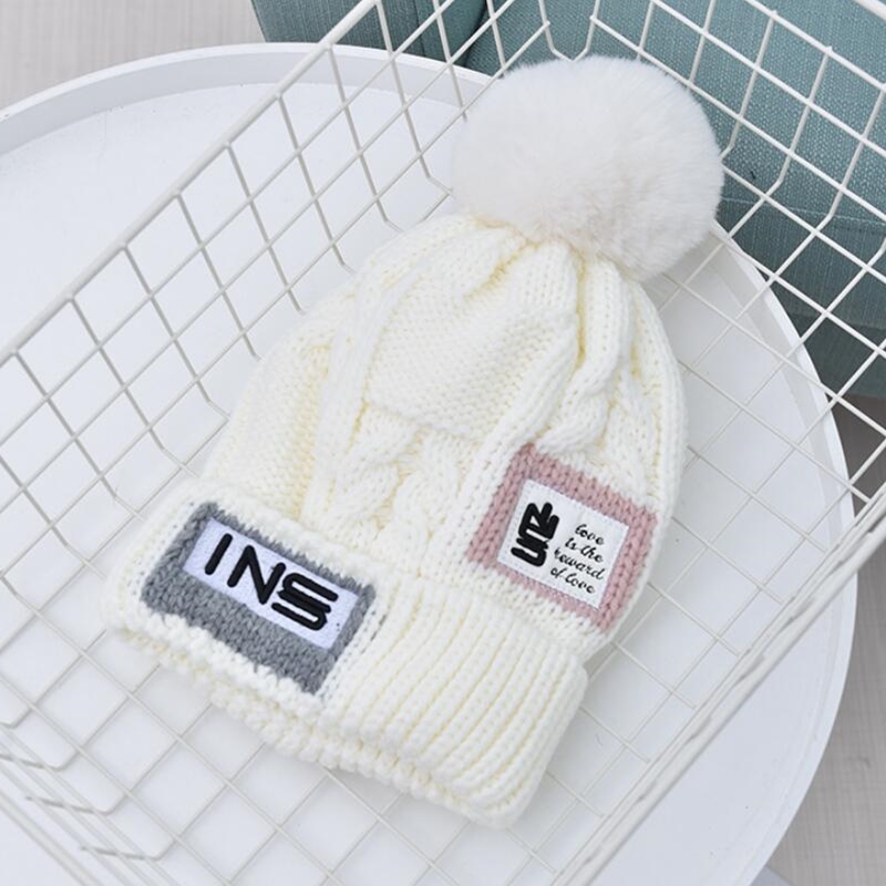 

Autumn and winter Korean version of woolen hat with label letter cap and velvet thick warm knit hats for women, White