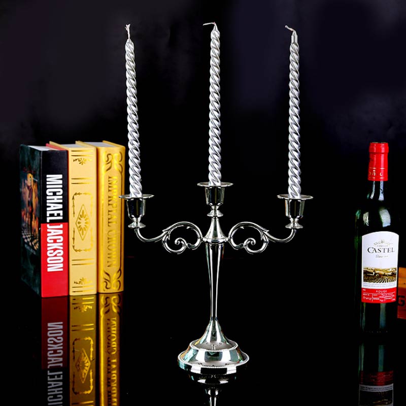 

Creative 3 Arm Candle Holder Candlestick Desk Festival Home Decoration Romantic Vintage Metal Ornament Wedding Party decor 0712