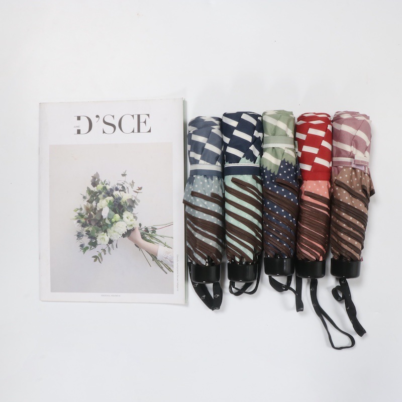 

Umbrellas Three Folding Umbrella Fresh Style Navy Stripe Edge Small Little Light Portable Female Windproof Strong