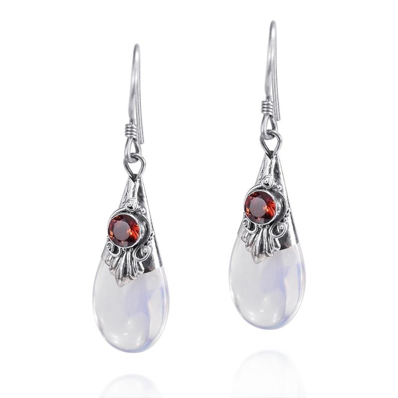 

ZHOUYANG Drop Earrings For Women Waterdrop White Moon Stone Piercing Silver Color Gift For Girls Fashion Jewelry KAE235