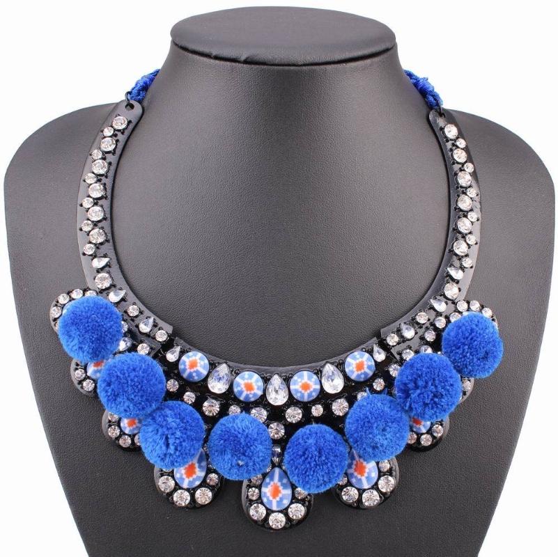 

Rope Chain Chunky Statement Choker Cotton Pom Pom Ball Crystal Pendant Women Necklace Fashion New Arrival Brand Necklace