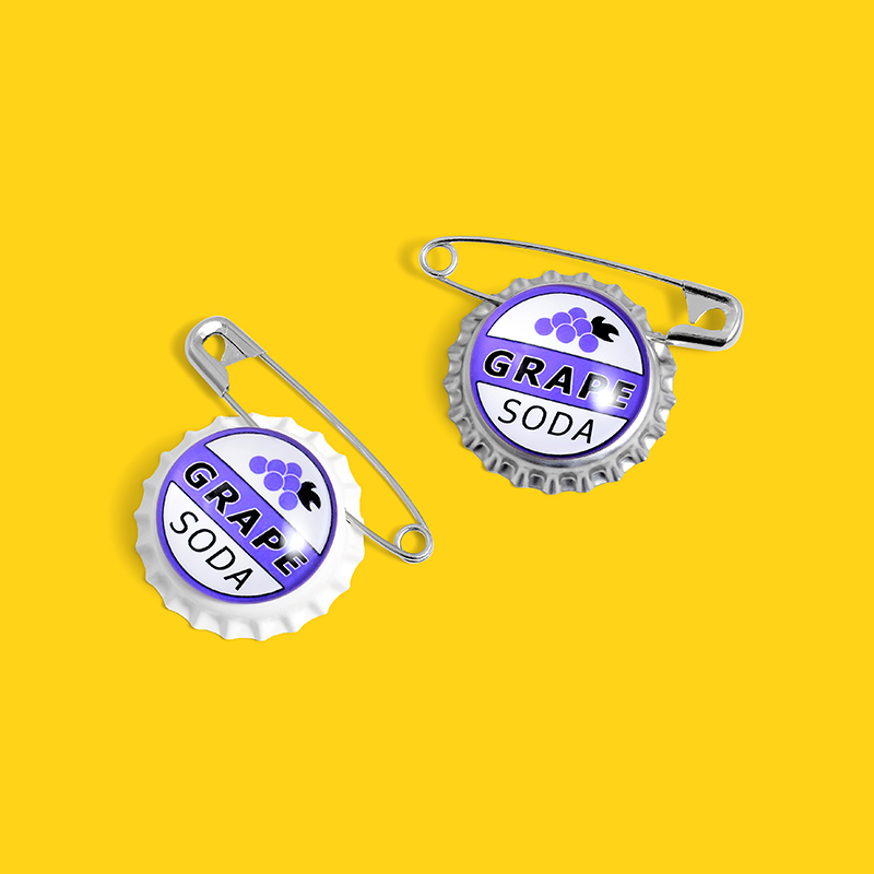 

GRAPE SODA BEER BOTTL creative cartoon round brooch cut pin summer grape beer badge enamel fruit jewelry gift creative fresh