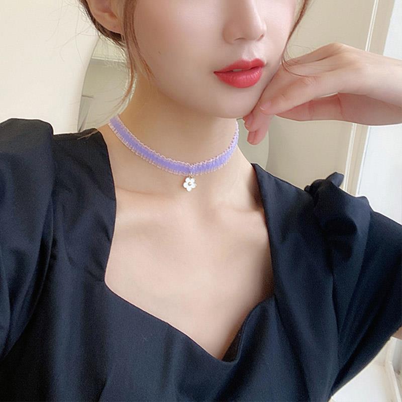 

Women Choker Necklace Korean Dot Ruffle Floral Lace Collar For Woman Girls Clavicle Chain Simple Neckline Fashion Jewelry Gifts