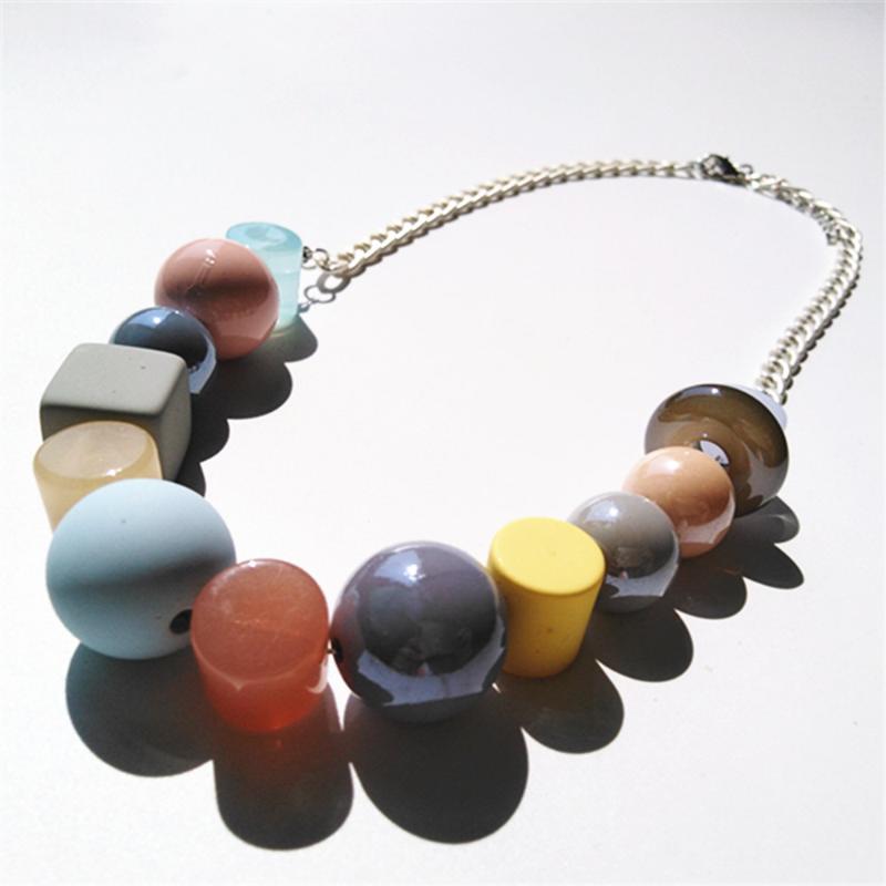 

Geometric Acrylic Beads Trendy Neon Summer Fashion Charms Vintage Pendant Choker Statement Necklace Women Sweater Chain Jewelry