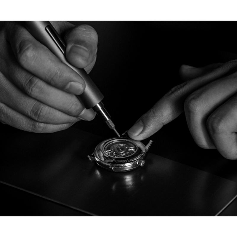 

Electric Screwdriver Kit Lithium Rechargeable Turn Screw Cordless Screwdriver with Magnetic Plate Phone Notebook Repair Tools