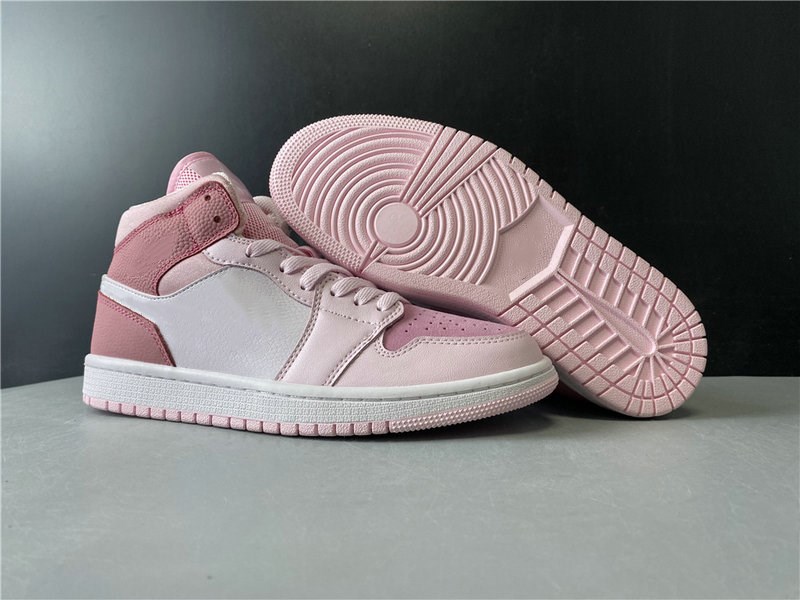 

New Favorite 1 Mid WMNS Digital Pink Basketball Designer Shoes White Pink Foam Sail Fashion Sport Sneakers Good Quality Come With Box, Digital pink white pink foam sail