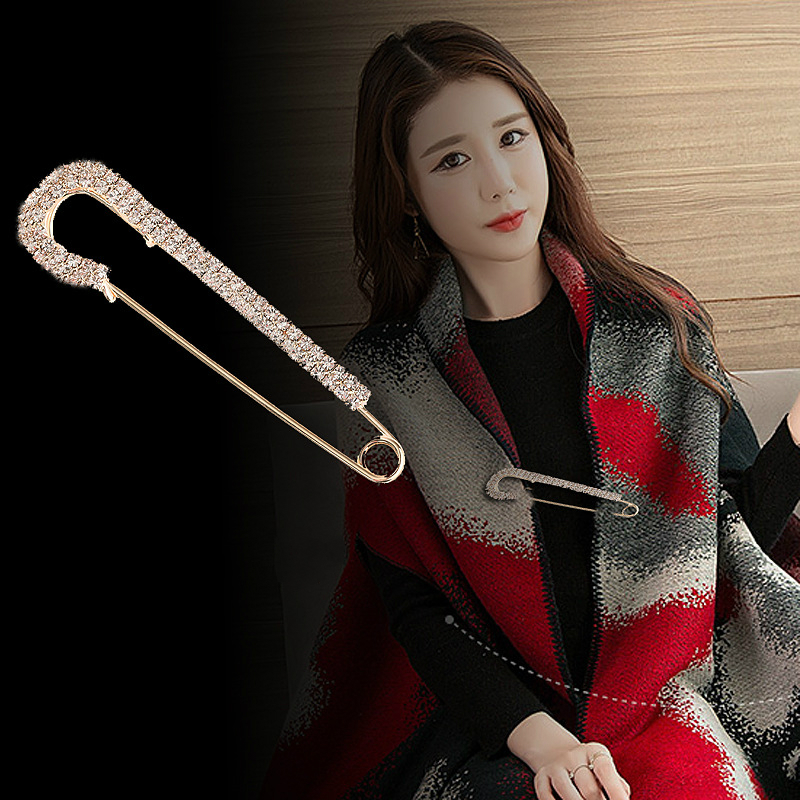 

Crystal Rhinestone Pins Brooches Metal Suit Needle Cardigan Clip Lapel Pin Scarf Buckle Dress Anti-light Brooch Women Jewelry