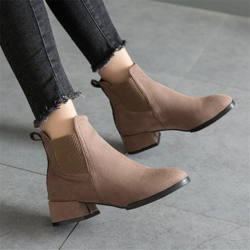 

Women Boots Ankle Boots for Women Platform Female Girl Winter Fur Snow Leather Luxury Shoes Designers, Black with fur
