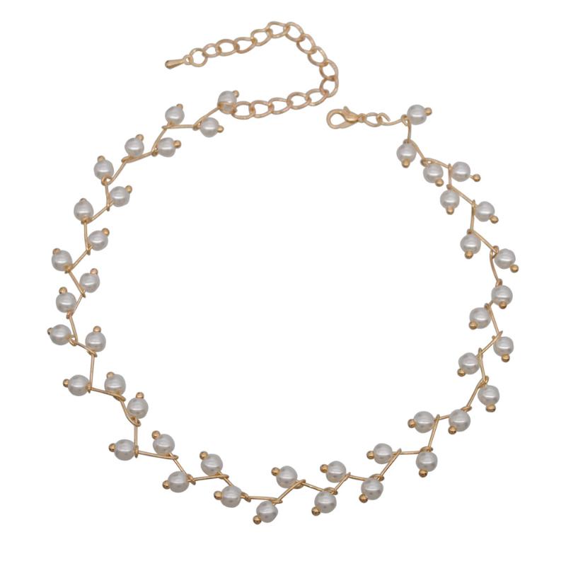 

Pearl Clavicle Chain Women's Neck Strap Simple Short Crystal Necklace Net Ornament