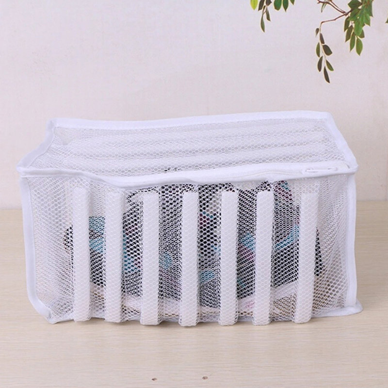 

Laundry Net Wash Bag New White Padded For Protecting Trainers And Shoes In The Washing Machine Shoes Washing And Drying Bag