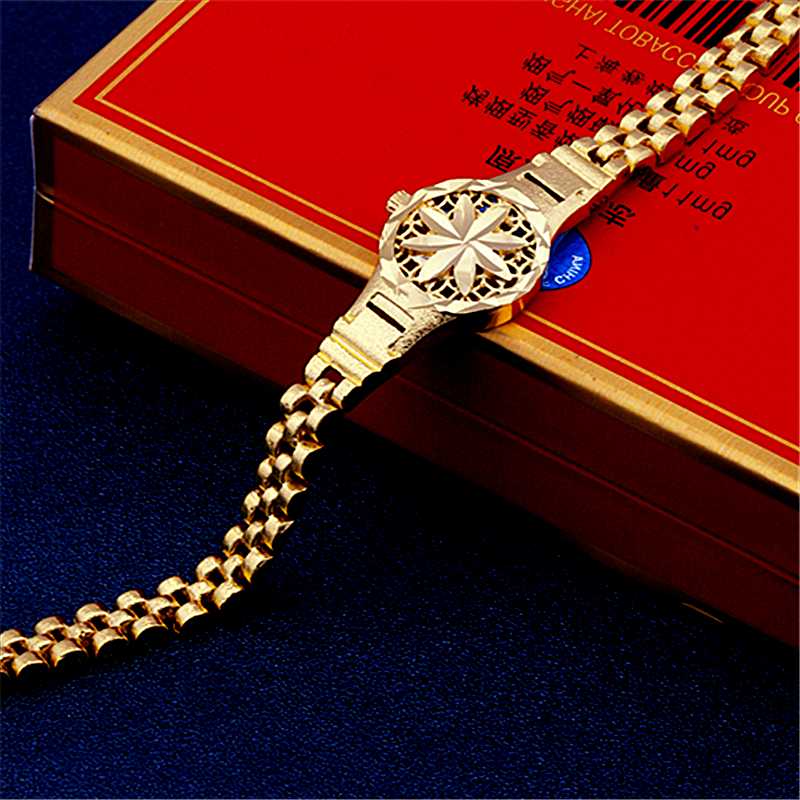 

Classic Golden Bracelet Temperament for Men and Women Wild Watch Golden Bracelet