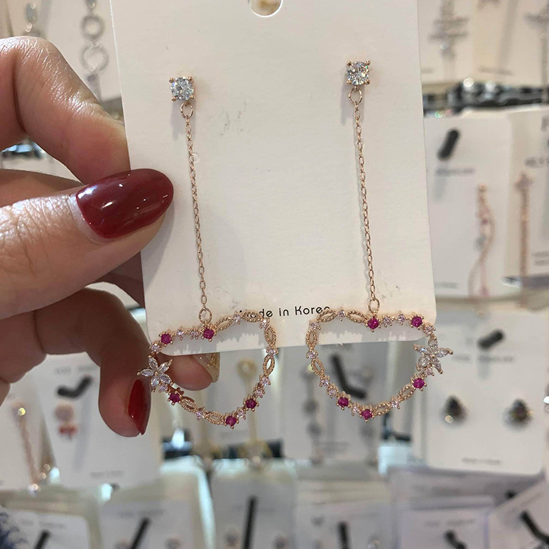 

MENGJIQIAO 2020 New Elegant Pink Zircon Heart Pendant Long Earrings For Women Delicate Micro Paved Drop Pendientes Mujer Moda