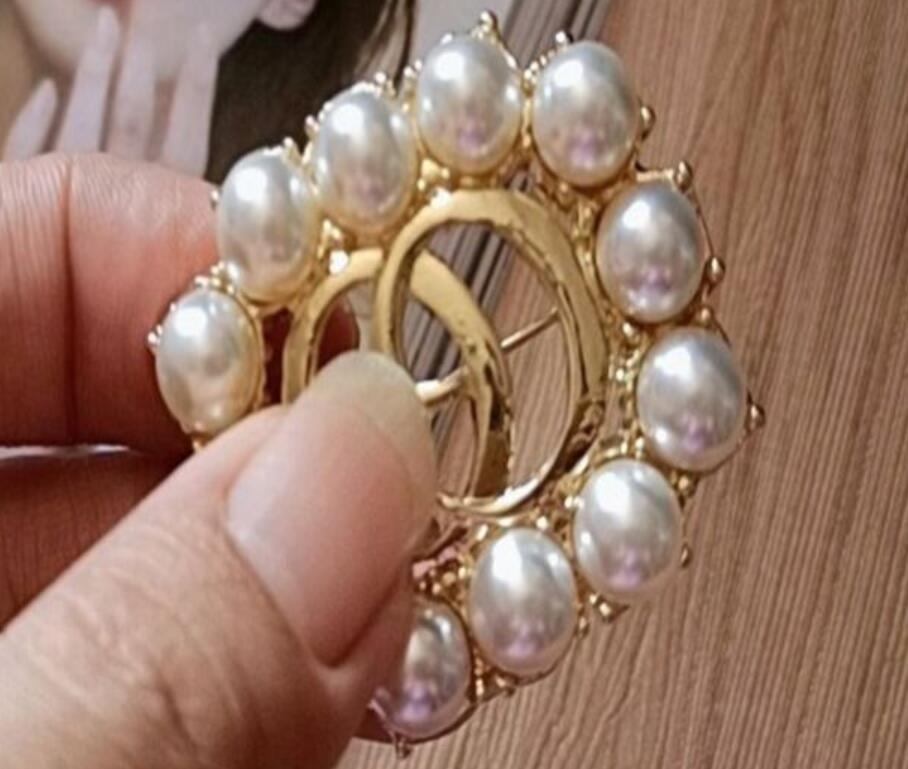 

3Pcs Pearl Floral Crystal Brooch Rhoudium Pearl Flower Pins and Brooches for Women Wedding Bridal Corsage Decoration