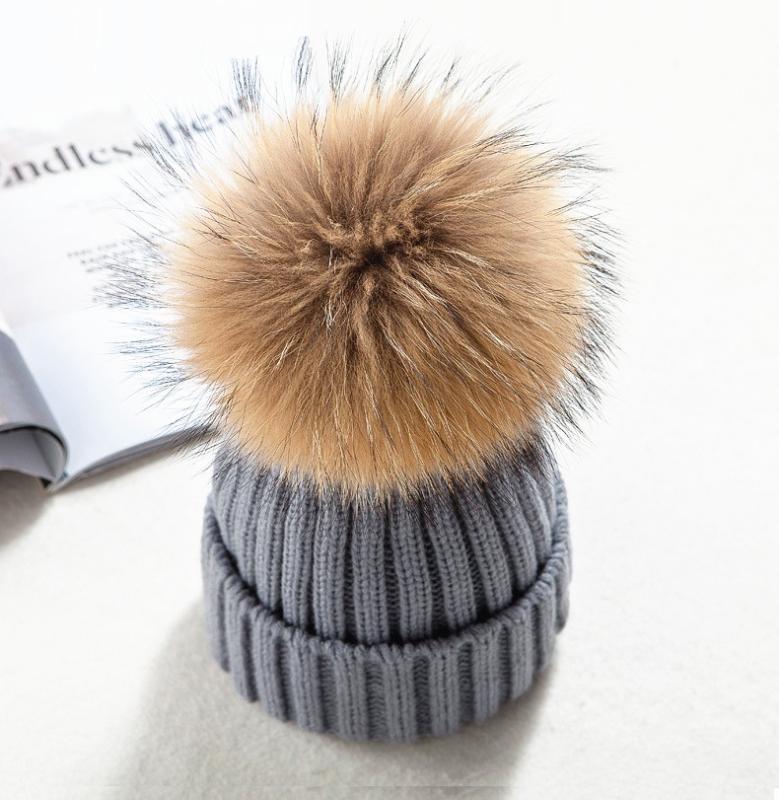 

winter Adult Real big fur pom poms knitted beanies Adult baby girl Thick warm knitting hat skullies gorros