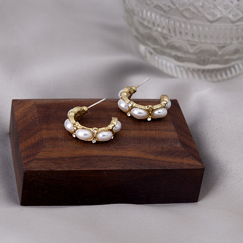 

Hoop & Huggie Punk C Shape Imitation Pearl Earrings For Women Female Gold Color Metal Circle Open Statement Party Jewelry Gifts