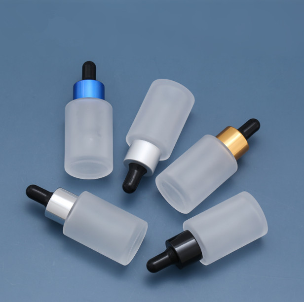 

2020 new 100pcs 30ml Ground Transparent Frosted Glass Essential oil Bottle Essence of black Dropper bottle