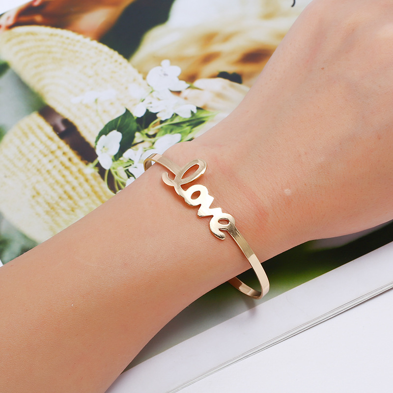 

Doreen Box New Fashion Copper Message "LOVE " Open Cuff Bangles Bracelets Gold Color Color Jewelry Gifts 6cm(2 3/8") Dia., 1PC