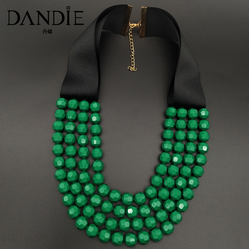 

Dandie Stylish multi-layer acrylic necklace, simple female jewelry