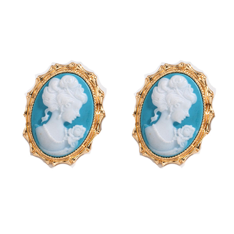 

2020 Gold Metal Queen Head Pearl Minimalism Geo Minimalist Stud Earrings Trendy Korean Fashion Women Party Jewelry Free Shipping