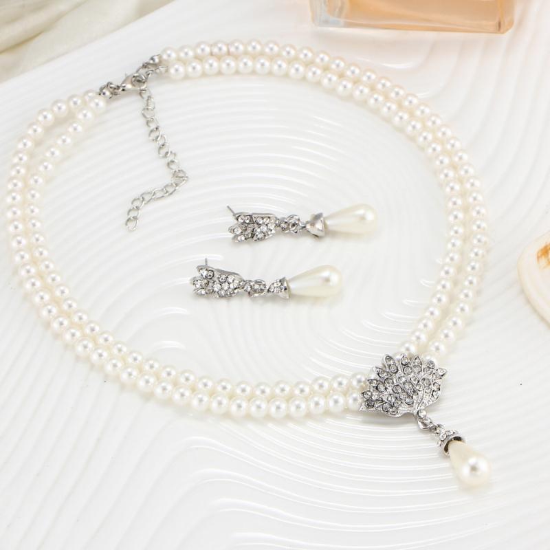 

New Design Fashion Bridal Crystal Pearl Necklace Sets For Women