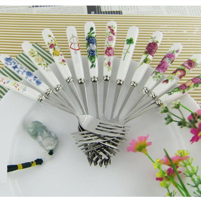 

Free shipping (3pcs/lot)Kitchen tool Fashion Stainless Steel Forks /190mm Bone China Courses fork / fork tableware