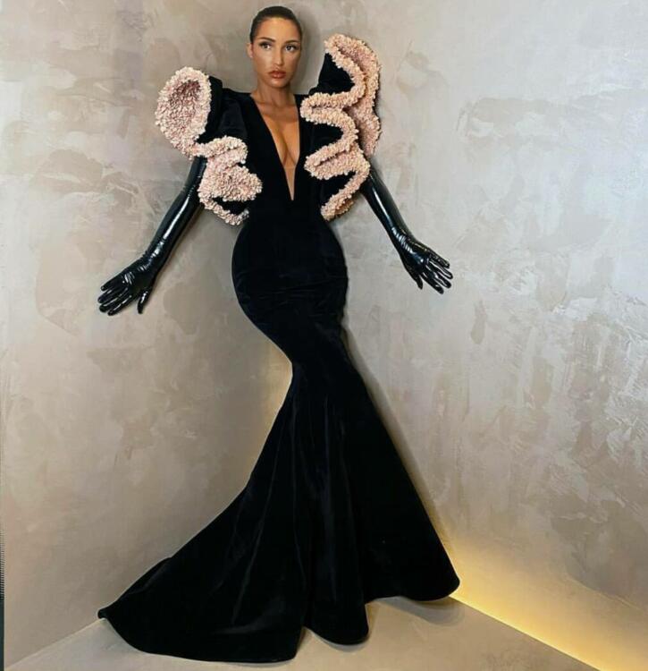 New spring Evening dress Yousef aljasmi Long sleeve Black Velvet V-Neck Silver Crystal Puffy sleeve Mermaid-image-582862751