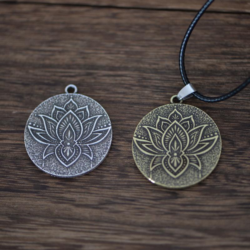 

LANGHONG 1pcs Lotus Necklace Mandala Necklace For Women Talisman Jewelry