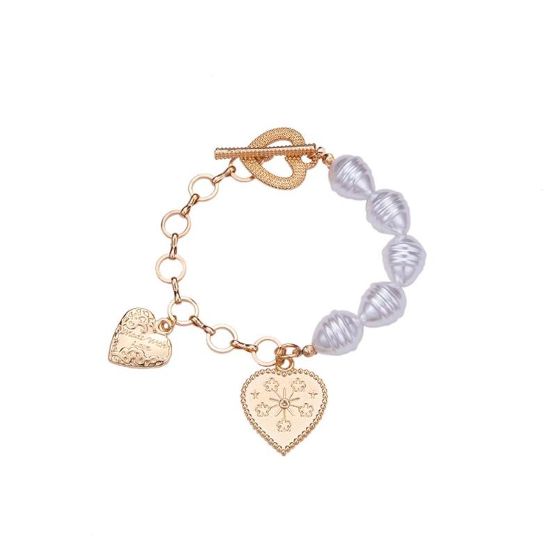 

Charm Bracelets Fashionable Heart Pendant Copper Circle Splice Imitation Pearl Bracelet Easy Buckle Bangle Jewelry Boho Armband