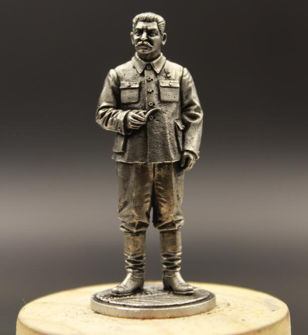

Soviet Union Joseph Vissarionovich Stalin Tin Metal USSR Soldier 1/30 65mm Home Desktop Decoration Customized Memento Gifts
