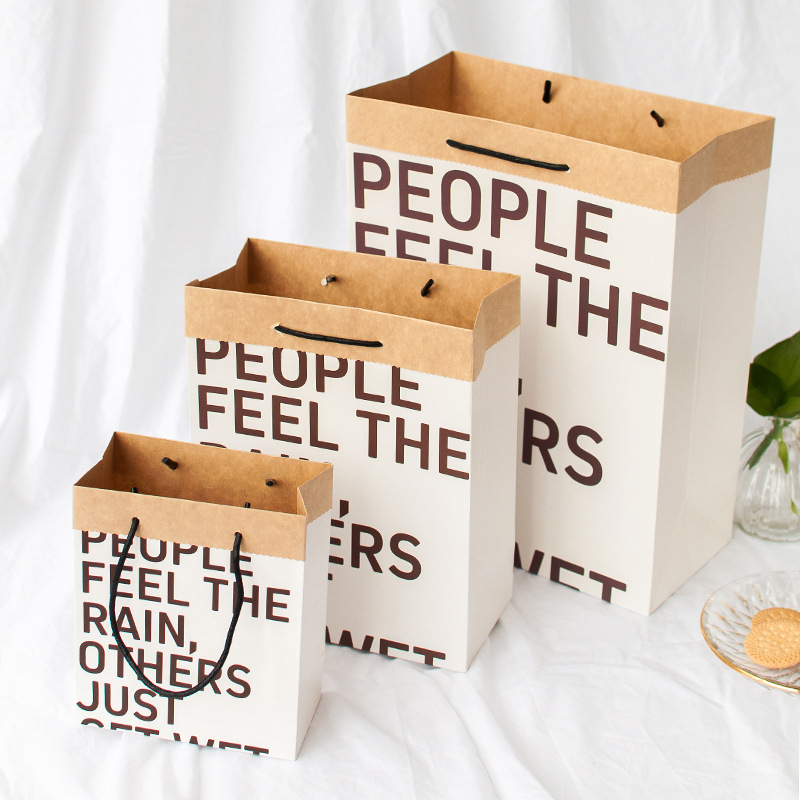 

1 set (3pcs) Retro Gift Craft Bag Large Capacity Clothing Paper Bag Birthday Festival Packaging Portable Box