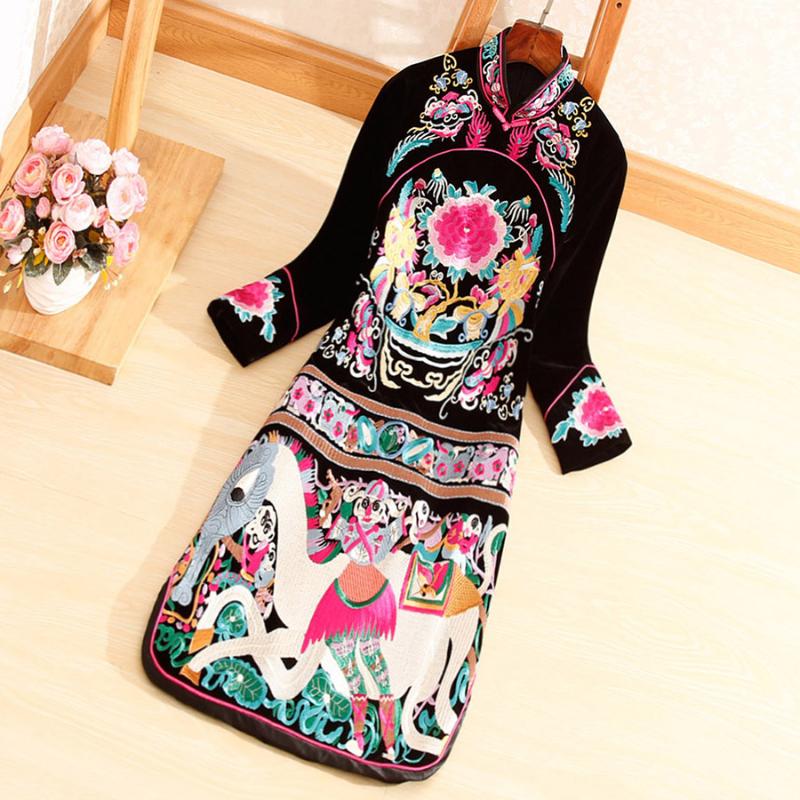 

Chinese Style Women Velvet Qipao Dress Autumn Royal Embroidery Dragon Vingtage Elegant Lady Luxurious Cheongsam Dress S-XXL